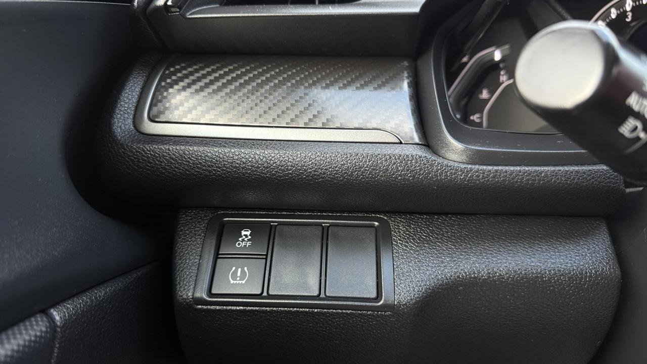 Used 2018 Honda Civic Sport image 38