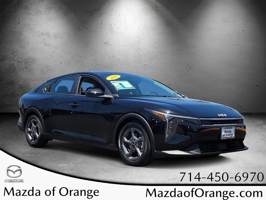 Used 2025 Kia K4 FWD video 1