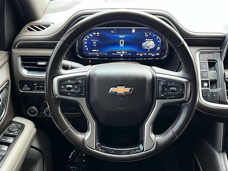 Used 2022 Chevrolet Suburban LT RWD image 23