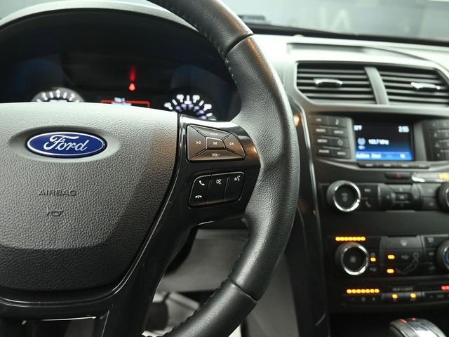 Certified 2018 Ford Explorer XLT image 17