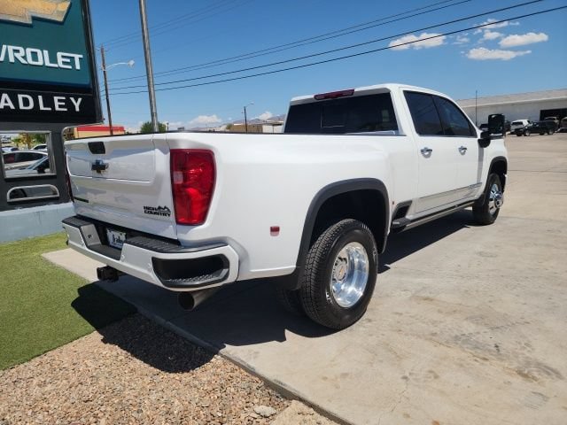 New 2026 Chevrolet Silverado 3500 High Country w/ Technology Package AWD/4WD image 4
