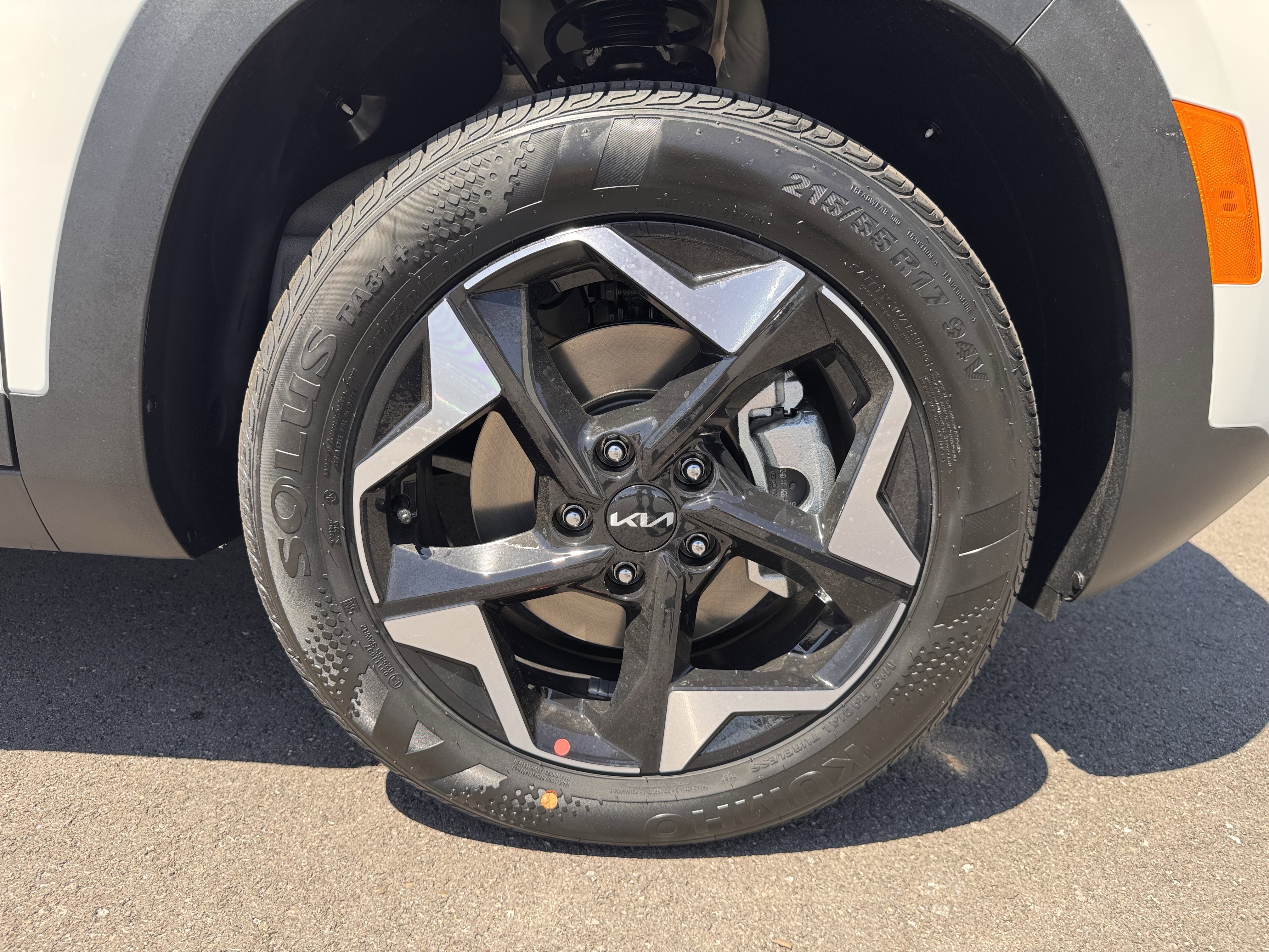 New 2026 Kia Seltos S AWD/4WD image 24