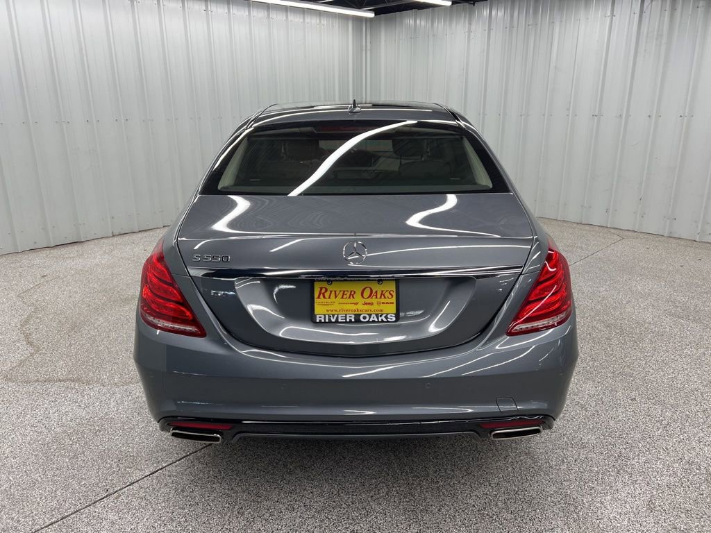 Used 2017 Mercedes-Benz S 550 Sedan image 5