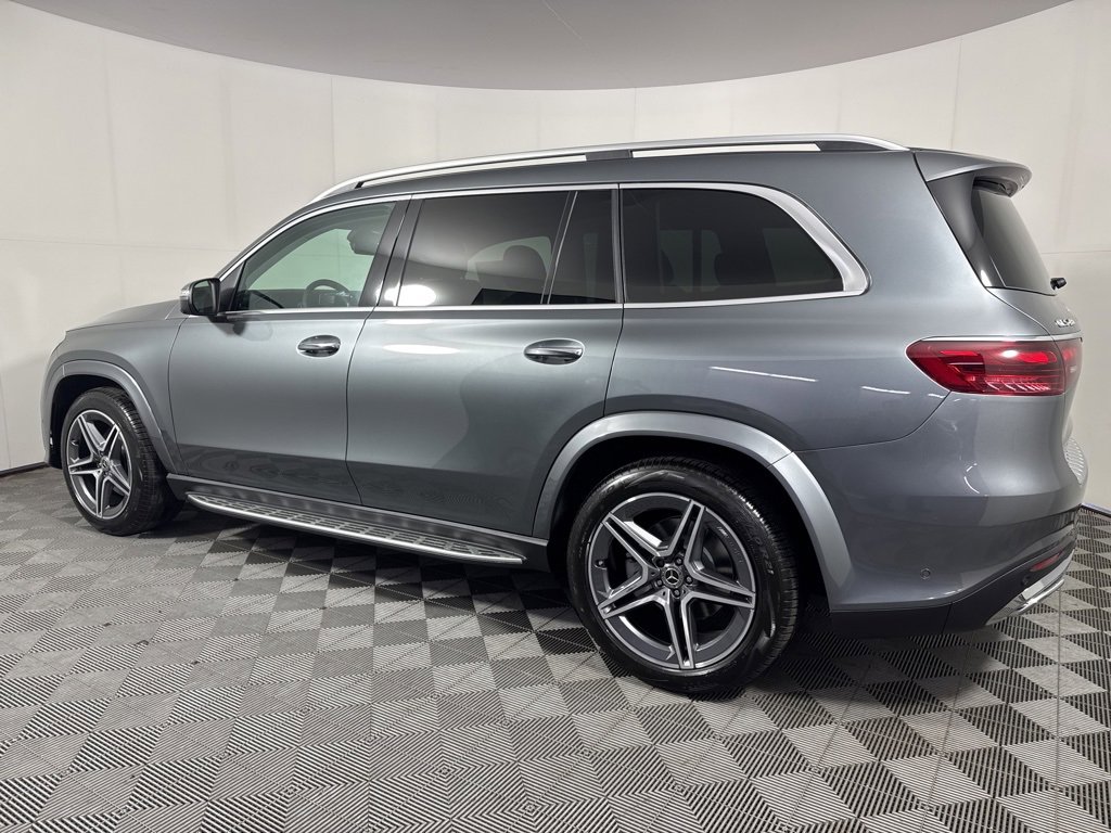 New 2026 Mercedes-Benz GLS 450 4MATIC image 4
