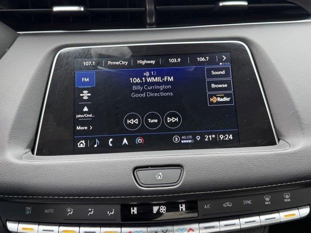 Used 2022 Cadillac XT4 Premium Luxury image 15