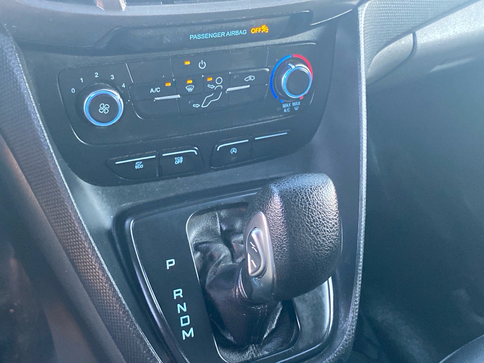 Used 2020 Ford Transit Connect XL FWD image 24