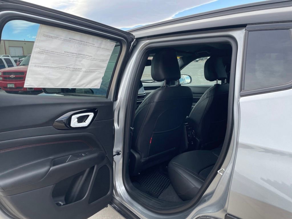 Used 2024 Jeep Compass Trailhawk w/ Trailhawk Convenience Group image 21