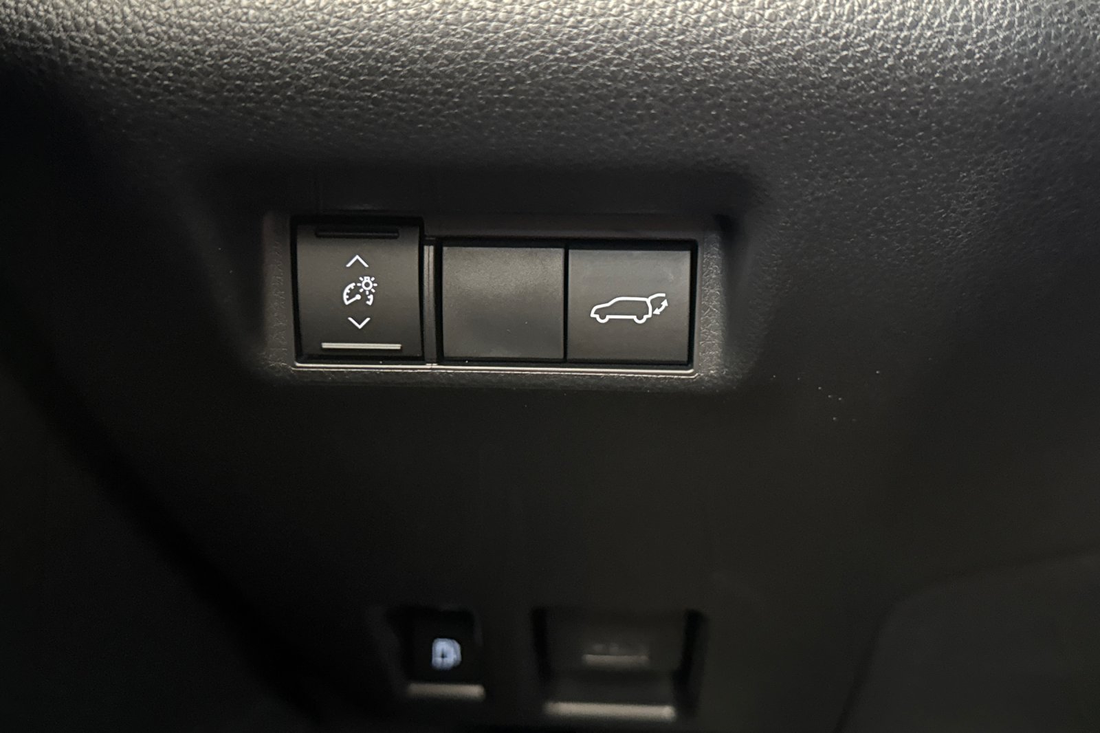 New 2026 Toyota RAV4 SE w/ Convenience Package AWD/4WD image 31