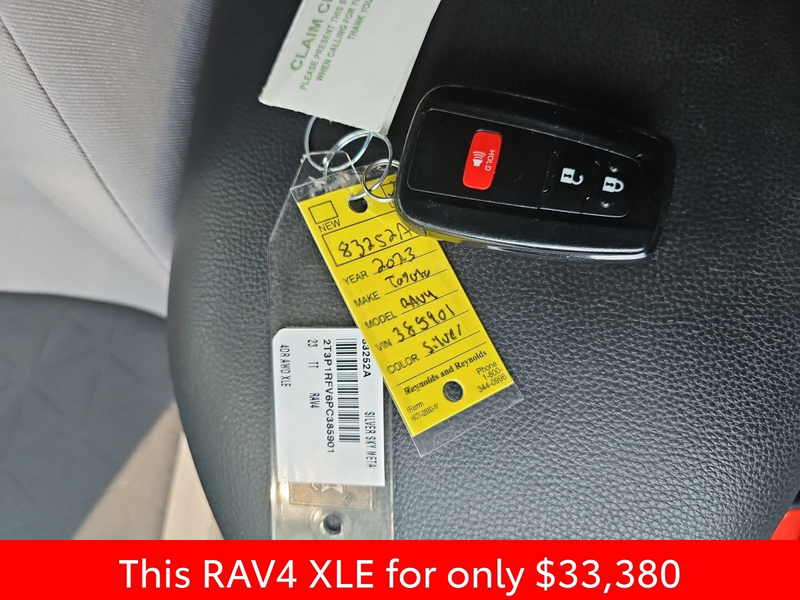 Used 2023 Toyota RAV4 XLE AWD/4WD image 21