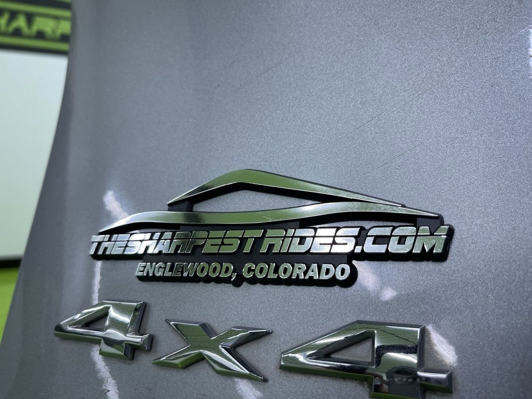 Used 2017 Jeep Cherokee Overland w/ Technology Group image 15