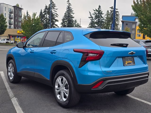 New 2026 Chevrolet Trax LS w/ Driver Confidence Package FWD image 3