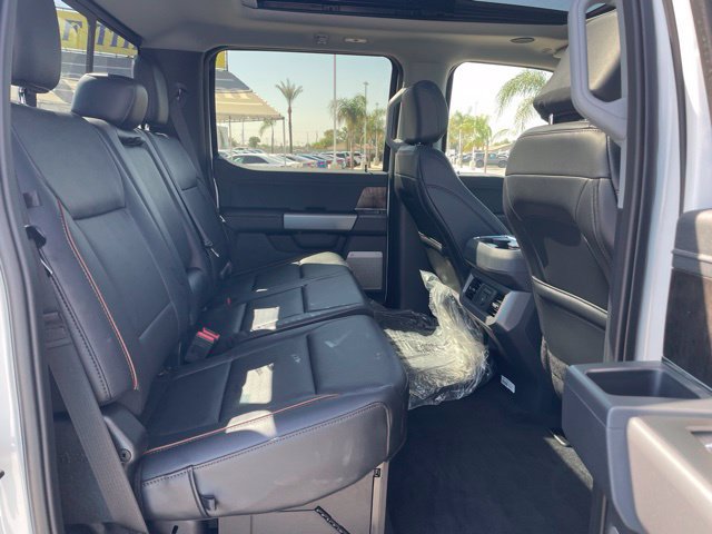 New 2026 Ford F250 Lariat w/ Black Appearance Package AWD/4WD image 27