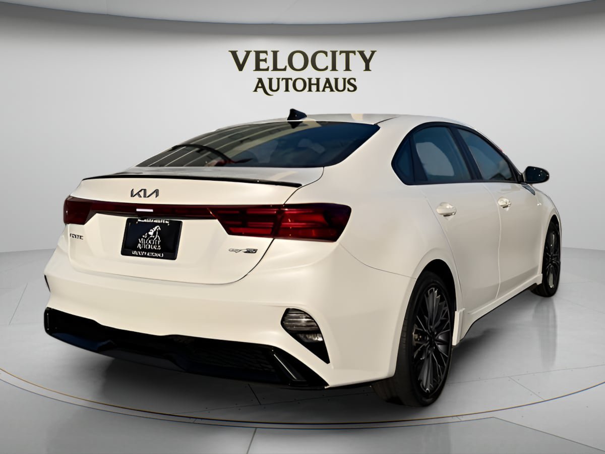 Used 2023 Kia Forte GT-Line w/ GT-Line Technology Package FWD image 7