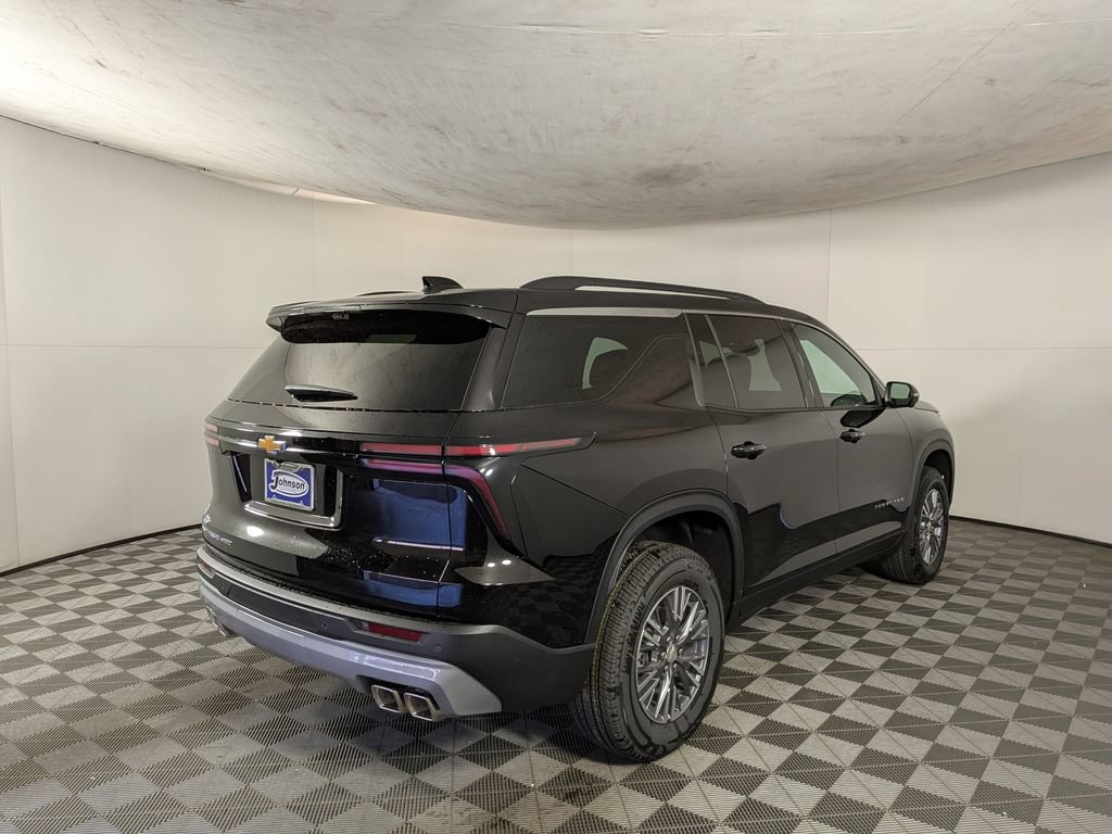 New 2026 Chevrolet Traverse LT w/ Driver Confidence Package AWD/4WD image 7