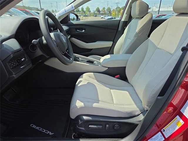 New 2025 Honda Accord SE image 5