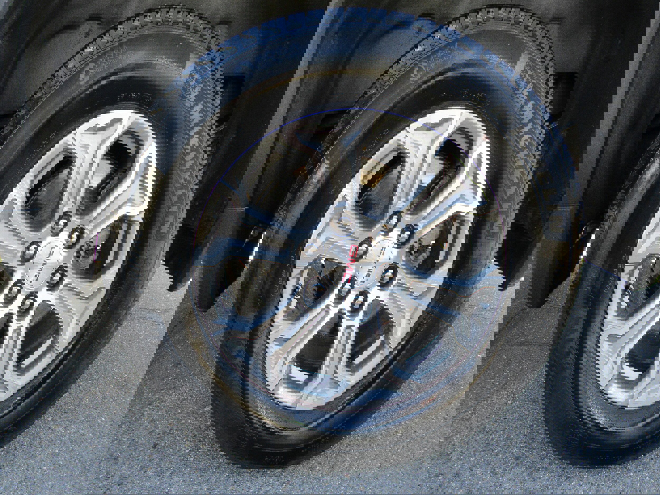 Used 2024 GMC Sierra 1500 SLT image 16