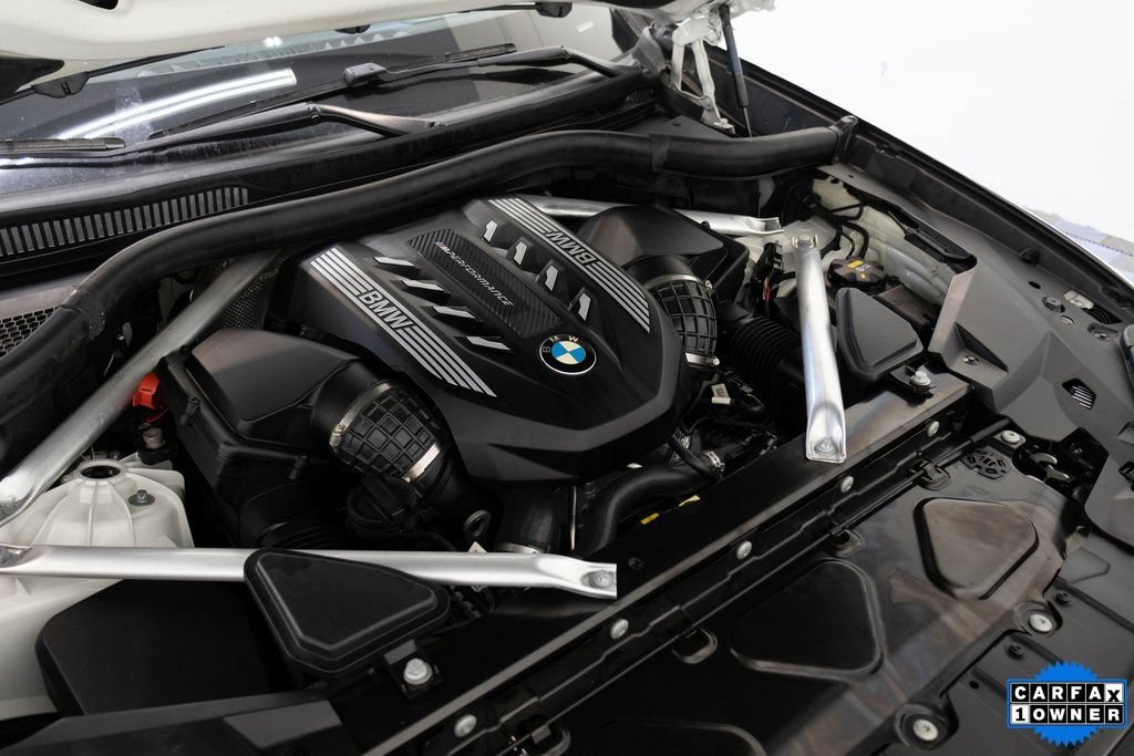 Used 2022 BMW X6 M50i AWD/4WD image 39