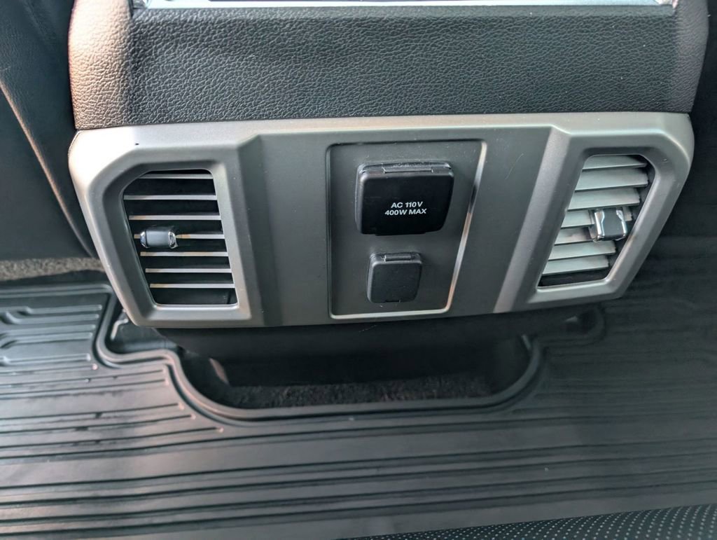 Used 2016 Ford F150 Lariat image 40