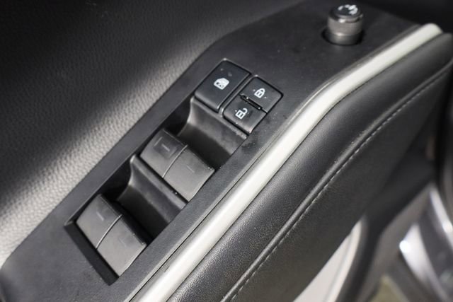 Used 2021 Toyota Highlander XSE image 21