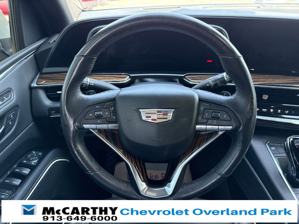 Used 2021 Cadillac Escalade ESV Premium Luxury w/ LPO, Illumination Package image 24