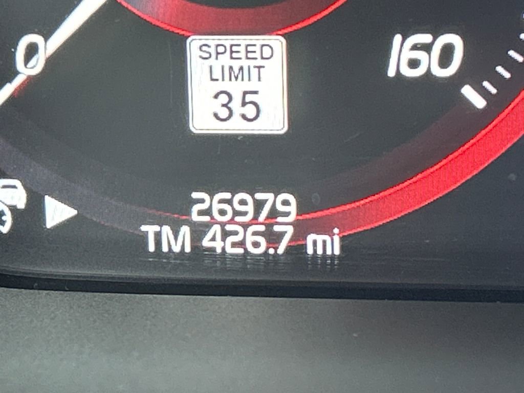 Used 2022 Volvo S60 B5 Momentum w/ Advanced Package image 24