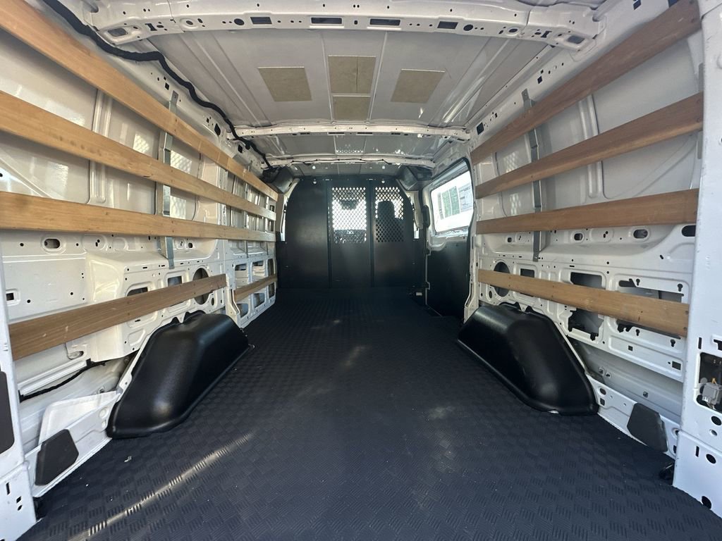 Used 2024 Ford Transit 250 Low Roof w/ Exterior Upgrade Package image 21