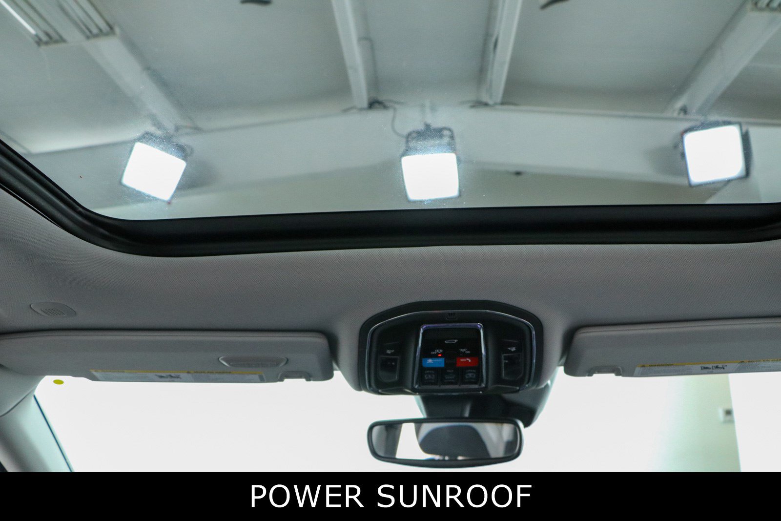 Used 2023 Jeep Grand Cherokee 4WD 4xe image 21