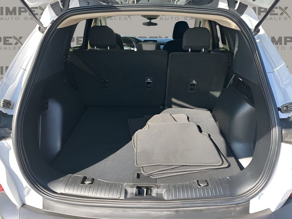 Used 2020 Ford Escape S image 25