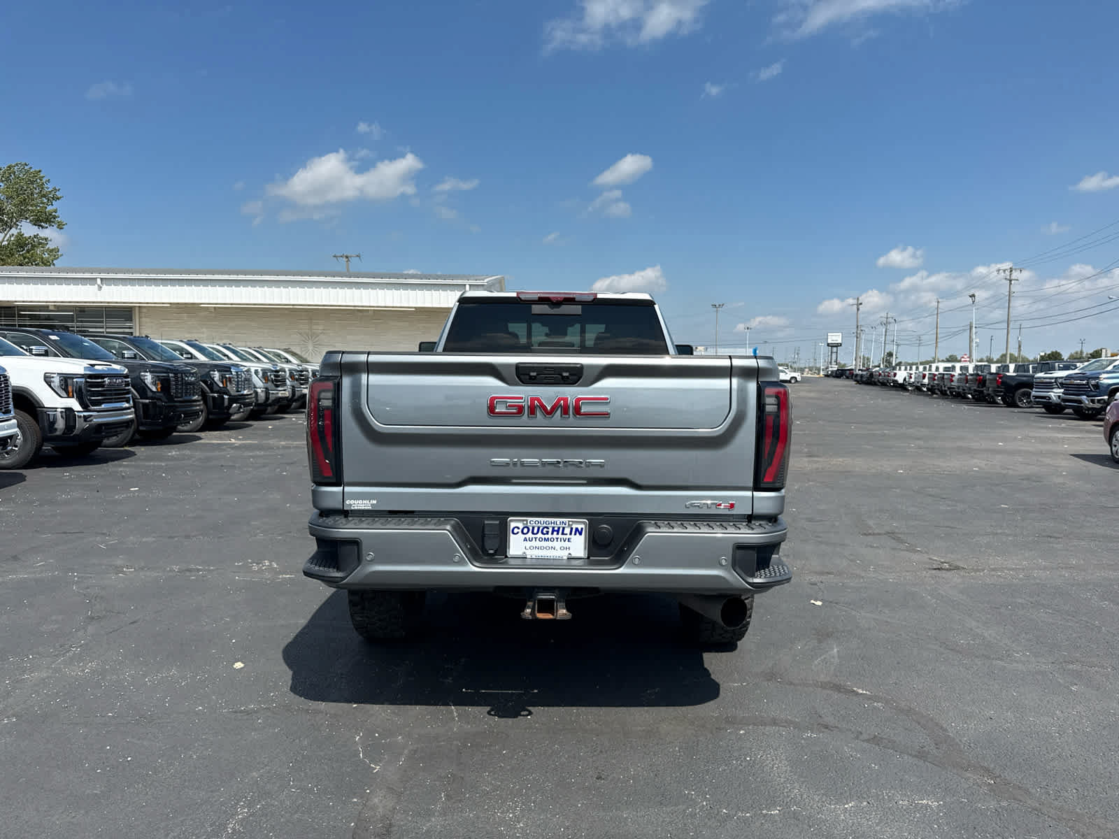 Certified 2024 GMC Sierra 3500 AT4 w/ AT4 Premium Plus Package AWD/4WD image 4