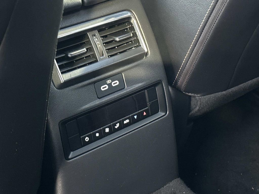 Certified 2024 MAZDA CX-90 Plug-In Hybrid w/ Preferred image 30