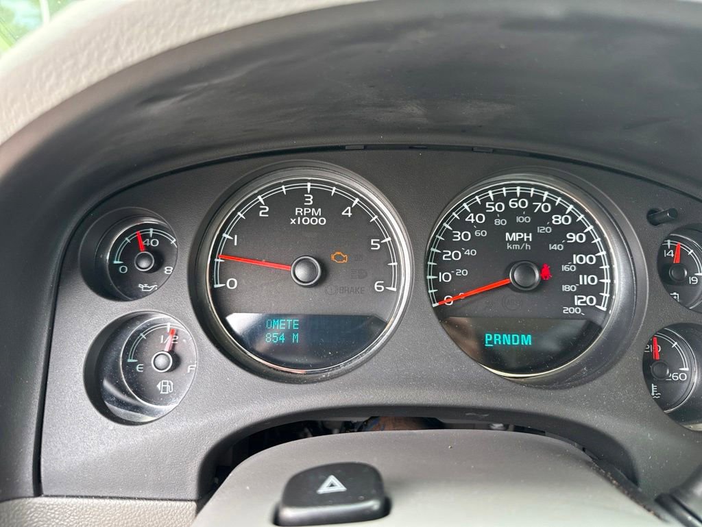 Used 2011 Chevrolet Avalanche LT w/ Regional Value Package AWD/4WD image 7