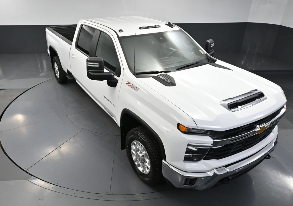 Used 2025 Chevrolet Silverado 3500 LT w/ Safety Package AWD/4WD image 59