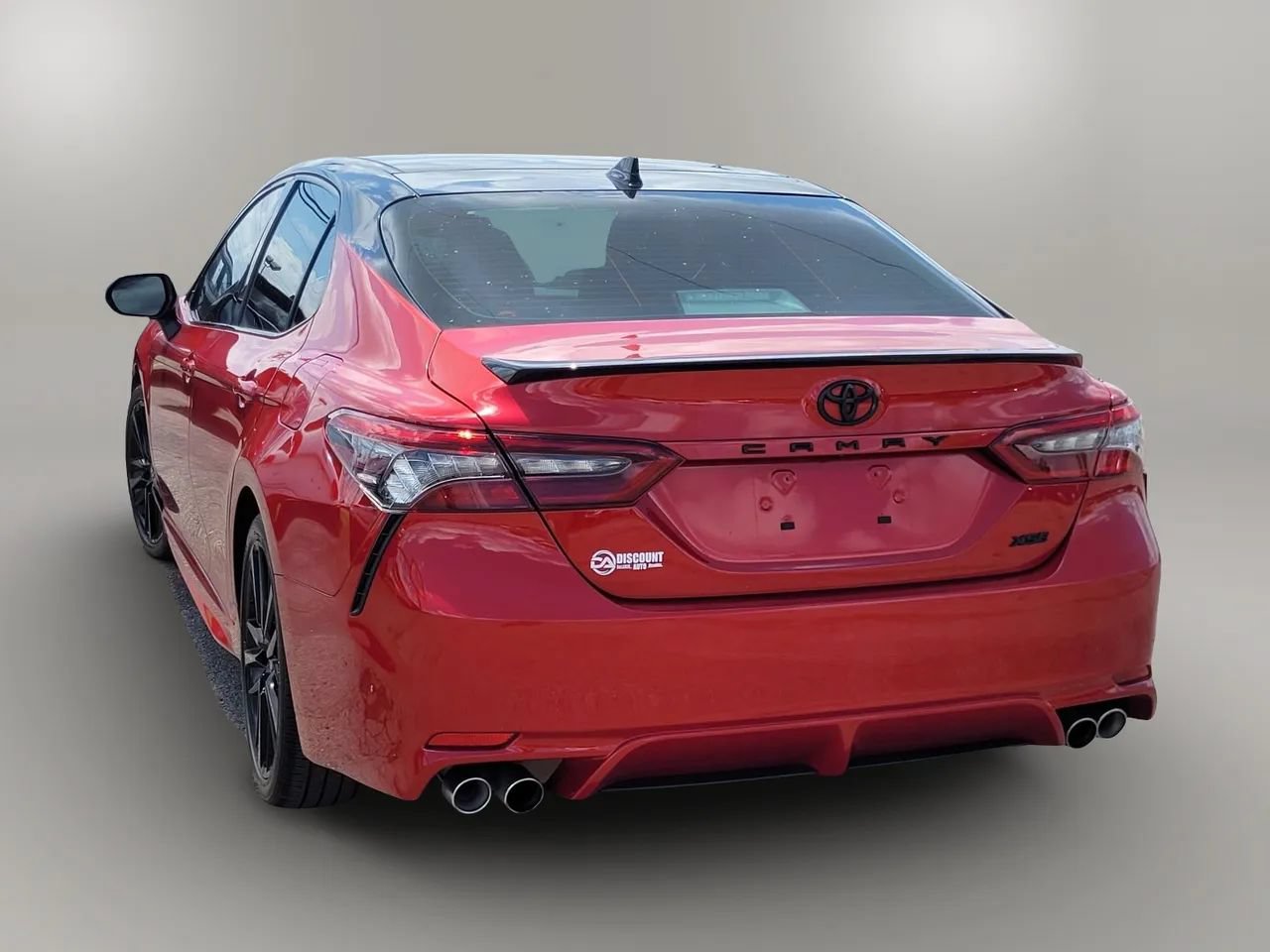 Used 2022 Toyota Camry XSE FWD image 19