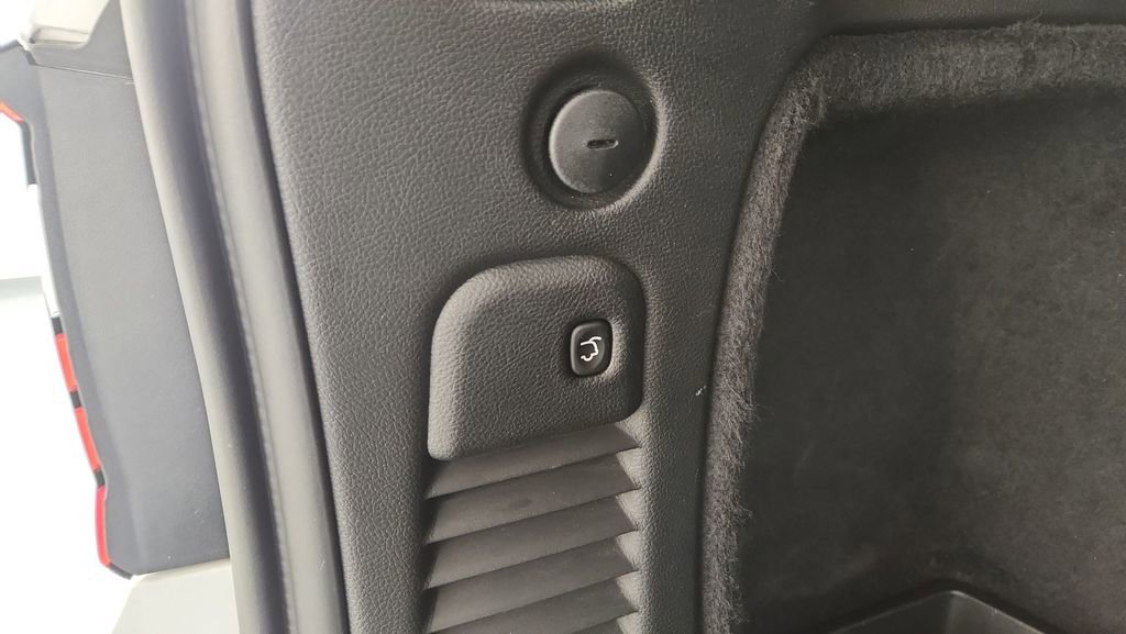 Used 2023 Dodge Durango GT image 23