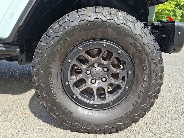 Used 2023 Jeep Wrangler Unlimited Rubicon w/ Xtreme 35 Tire Package AWD/4WD image 8