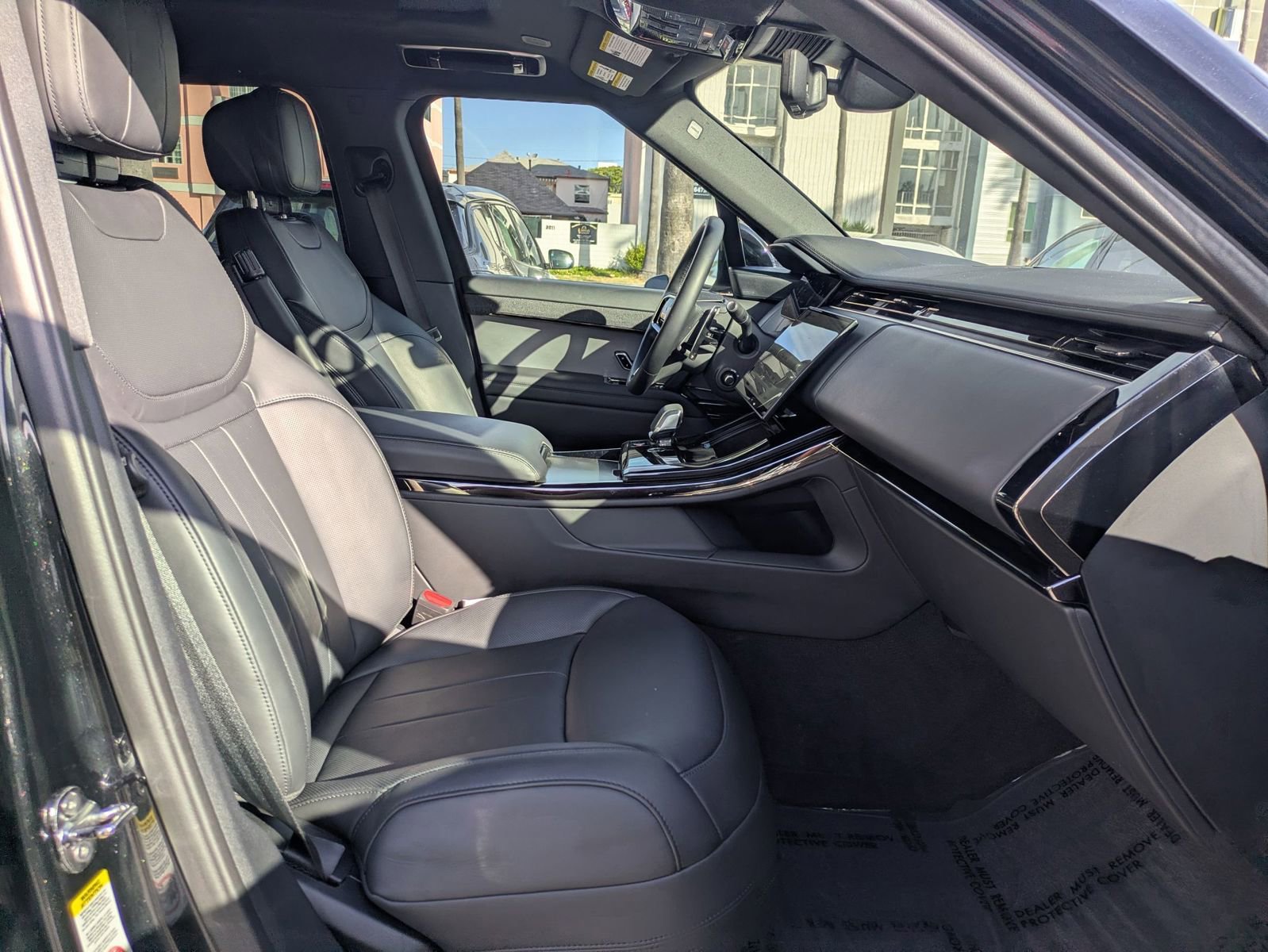 Used 2025 Land Rover Range Rover Sport Dynamic SE image 30