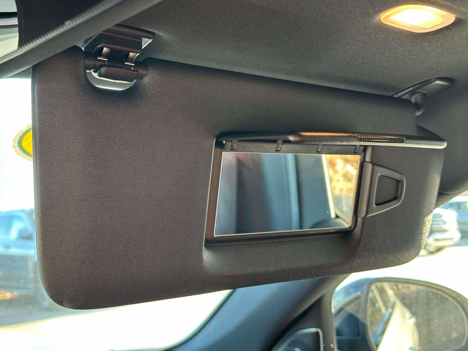 Used 2025 Mercedes-Benz C 300 4MATIC Sedan image 25