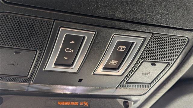 Used 2021 Land Rover Defender 90 X AWD/4WD image 23