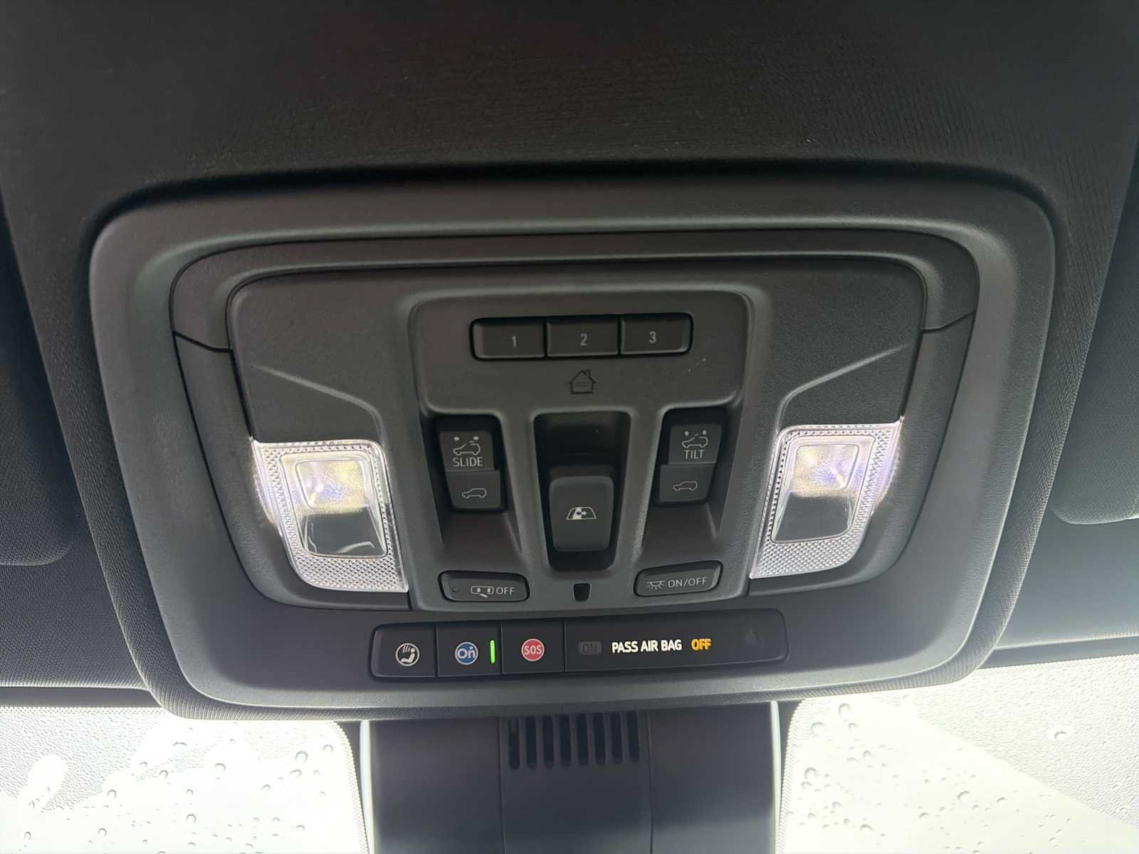 Used 2023 GMC Sierra 1500 AT4 w/ AT4 Premium Package AWD/4WD image 18