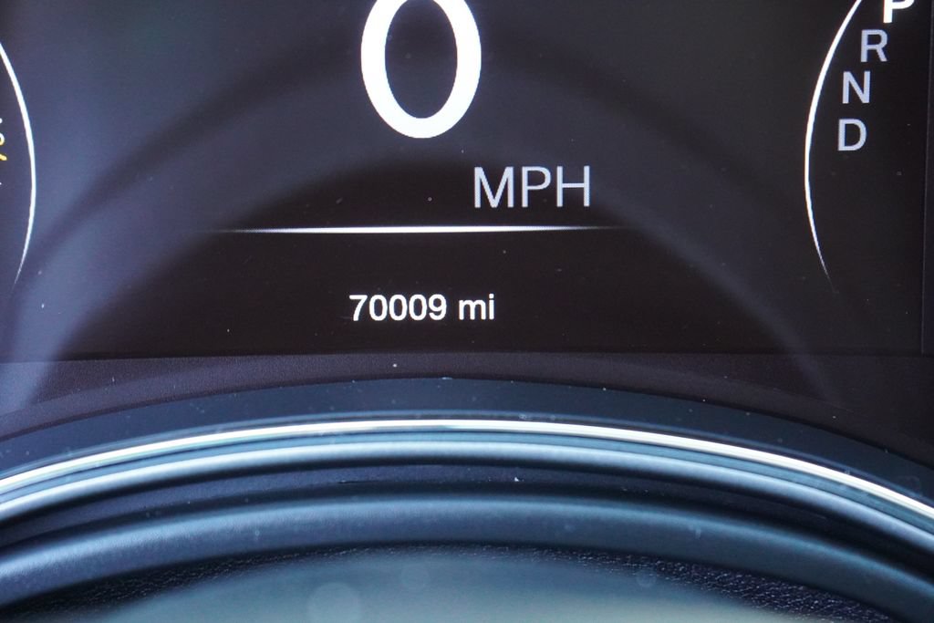 Used 2019 Jeep Grand Cherokee Altitude AWD/4WD image 18