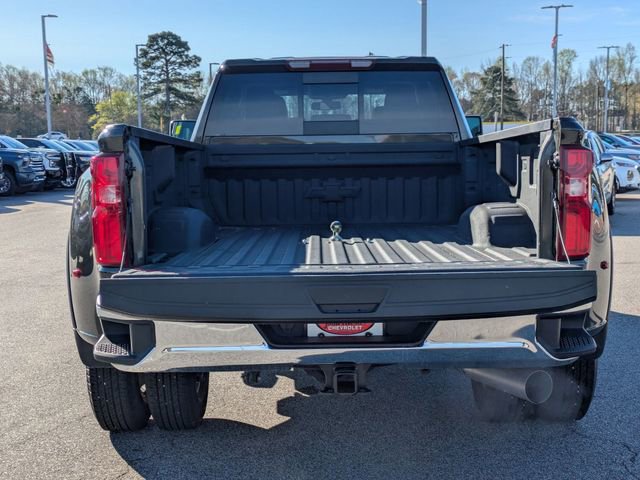 Used 2023 Chevrolet Silverado 3500 LTZ w/ LTZ Convenience Package image 29