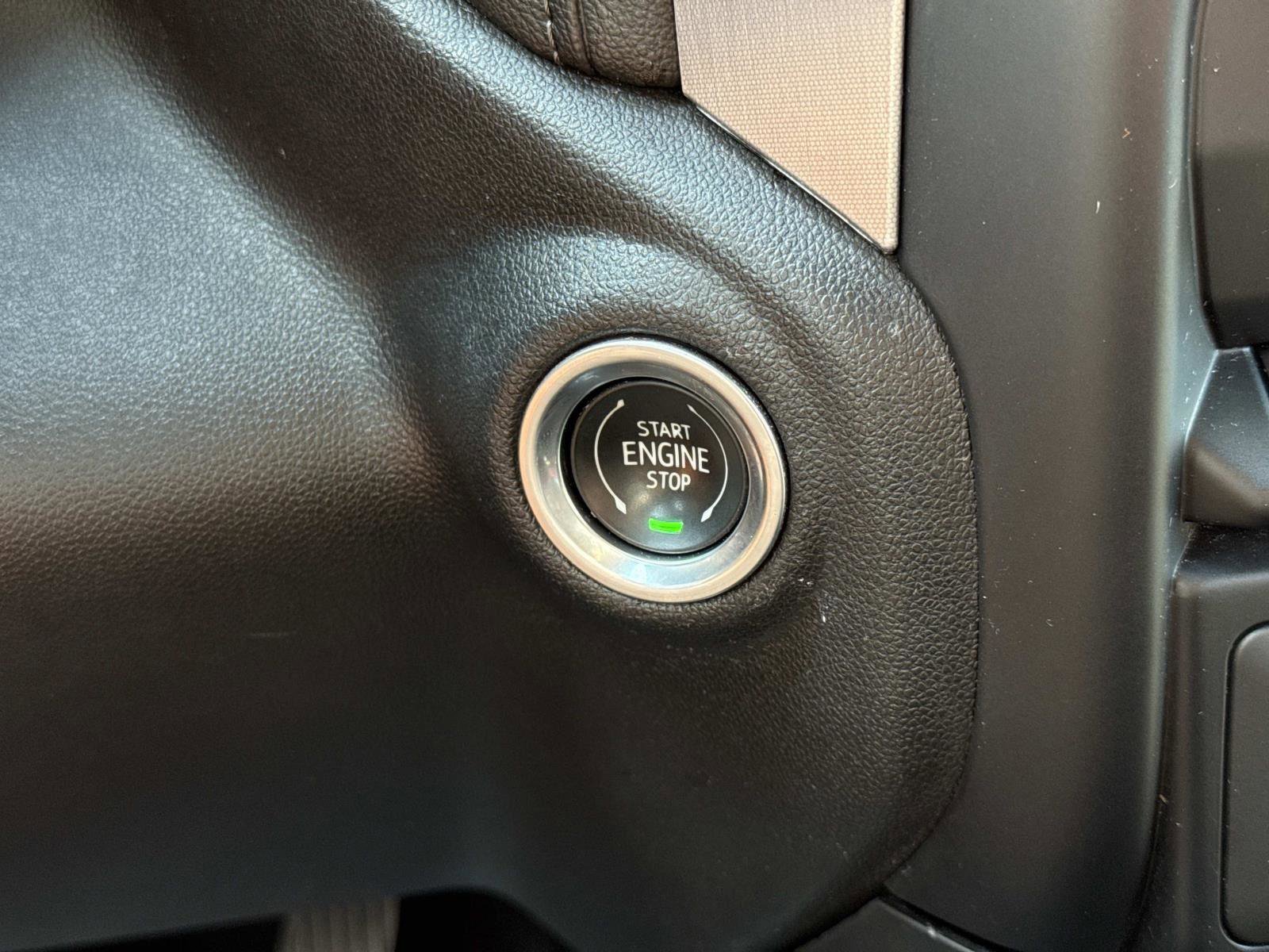 Used 2022 GMC Sierra 1500 Elevation image 12