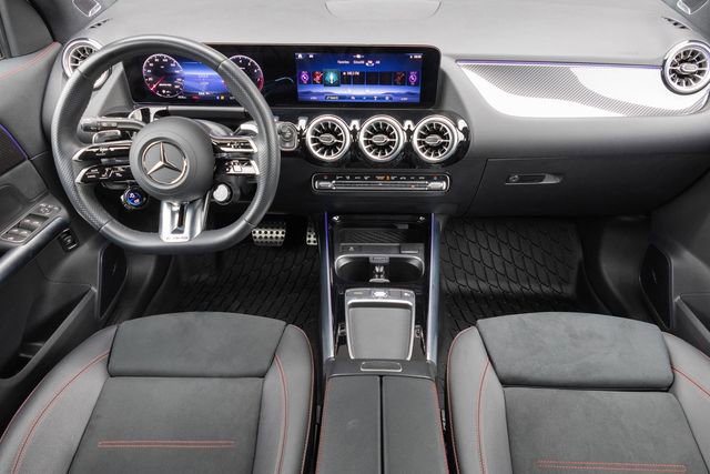 Certified 2025 Mercedes-Benz GLA 35 AMG 4MATIC image 22