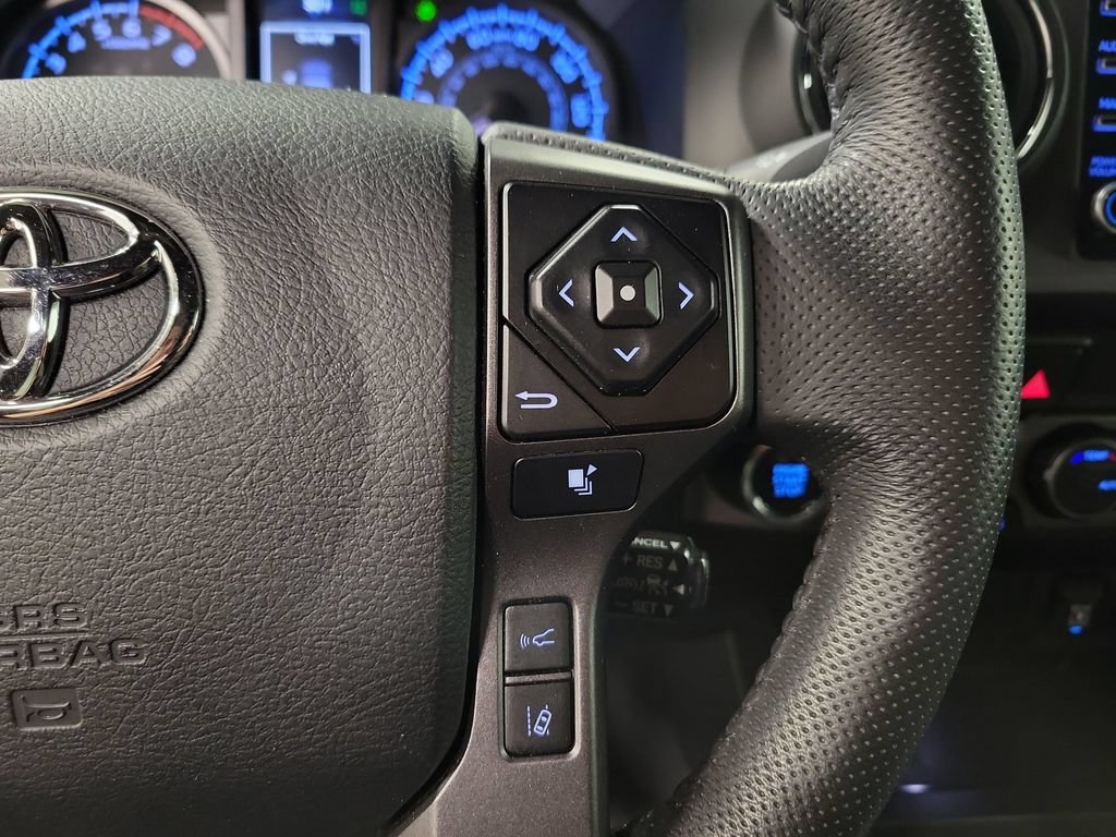 Used 2023 Toyota Tacoma TRD Sport AWD/4WD image 27