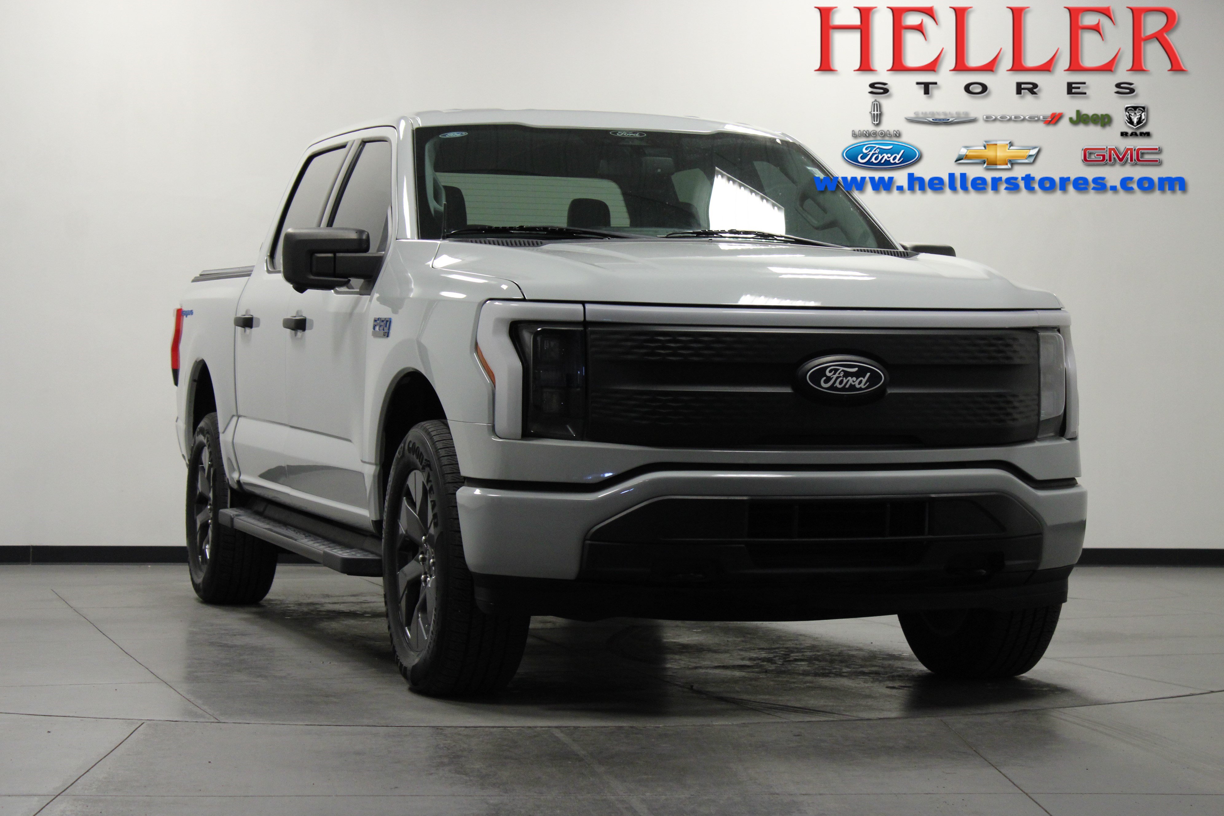 Used 2024 Ford F150 Lightning XLT AWD/4WD image 1
