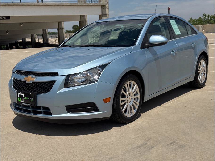 Used 2011 Chevrolet Cruze Eco FWD image 3