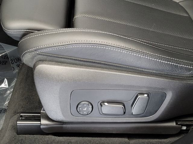 Used 2024 BMW X3 M40i w/ Parking Assistance Package image 10