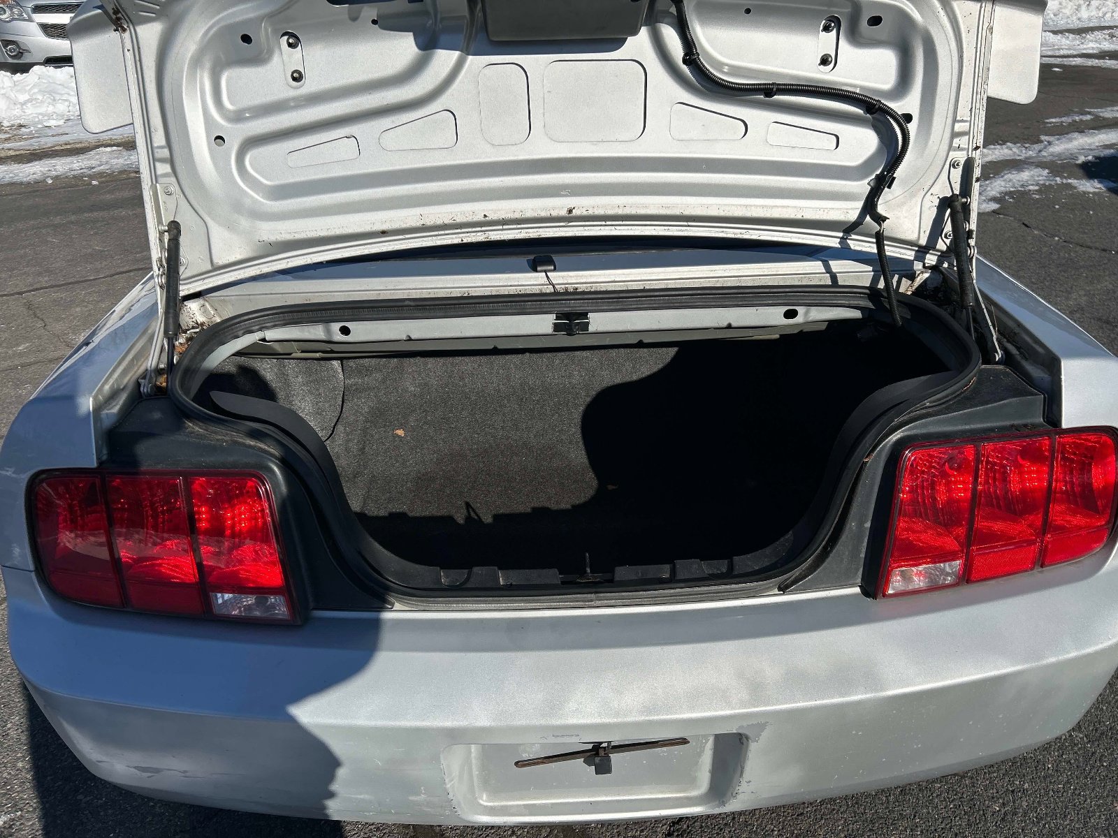 Used 2007 Ford Mustang Premium image 12