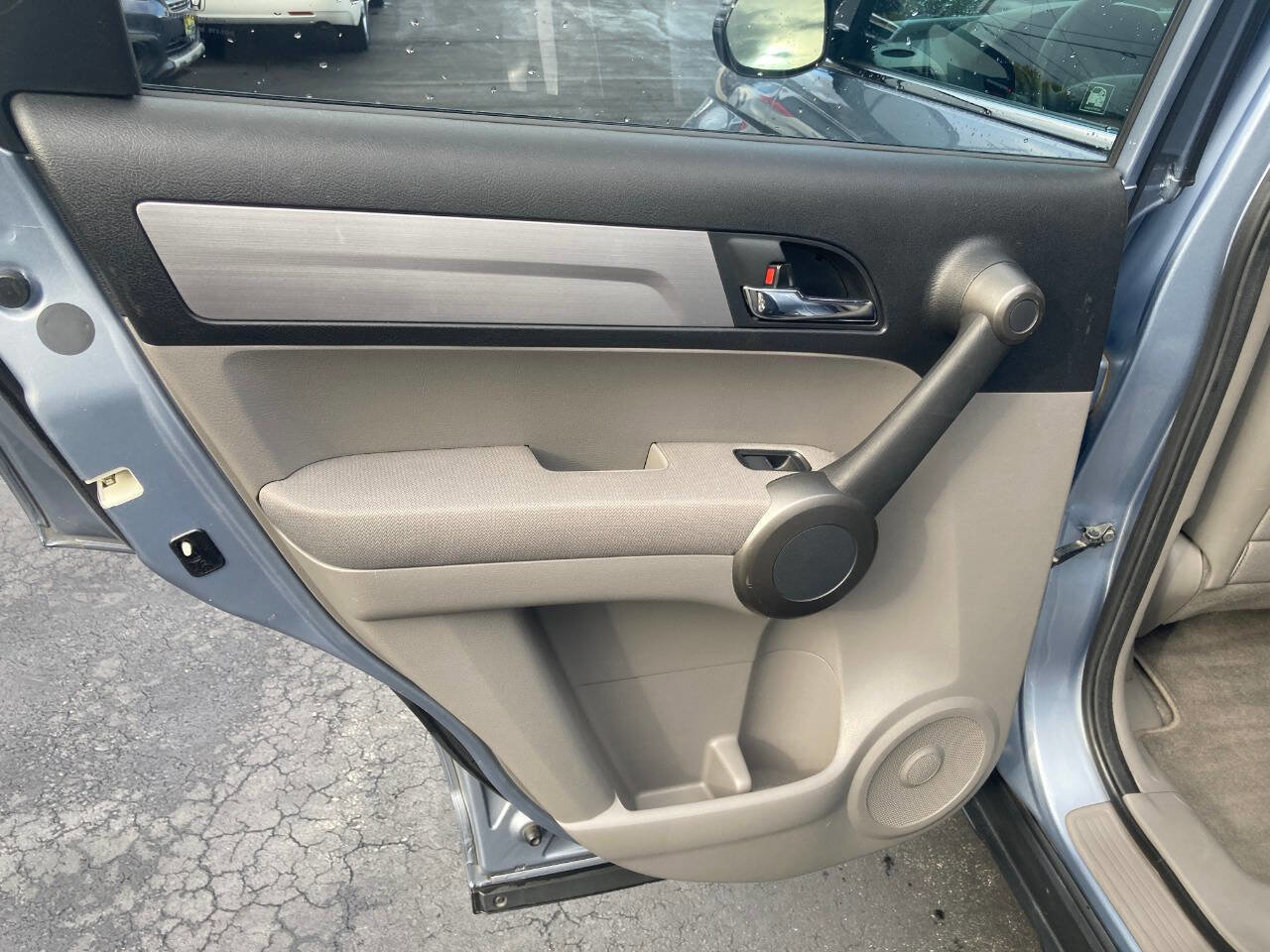 Used 2011 Honda CR-V SE image 97