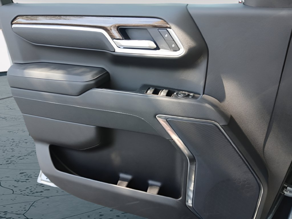 New 2026 GMC Sierra 1500 Elevation w/ Elevation Select Package RWD image 17